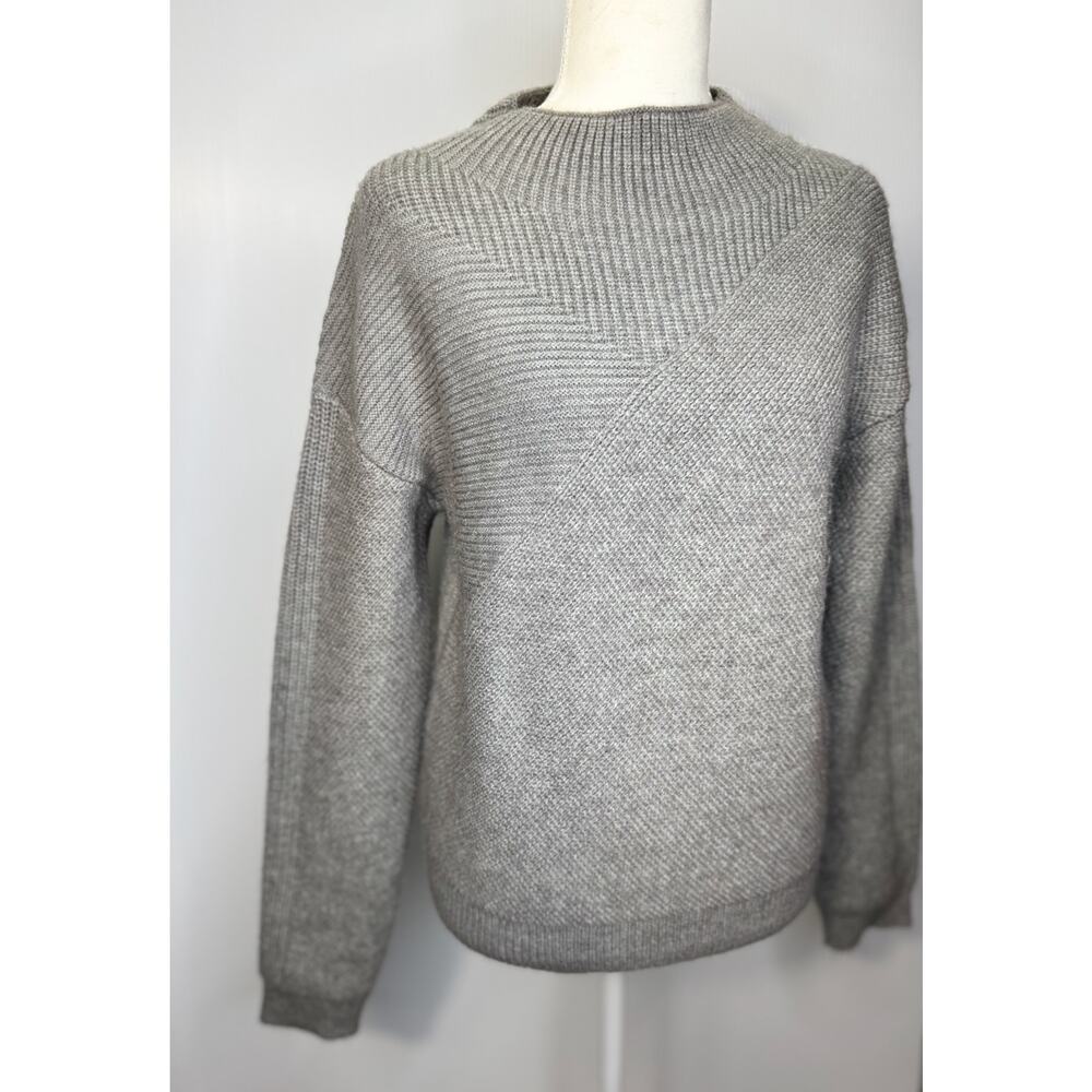 Heartloom Knit Sweater Small Gray Geometric Minimalist Quiet Luxury Lagenlook - Picture 14 of 16